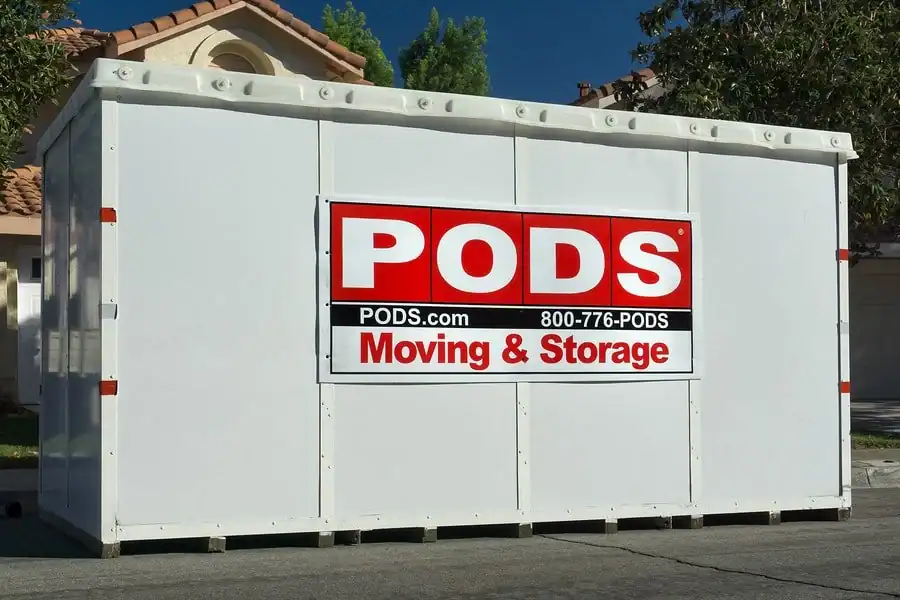 Comparing Professional Movers vs. PODS