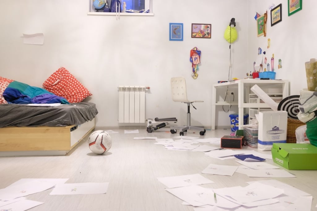 How to Pack a Messy House to Move